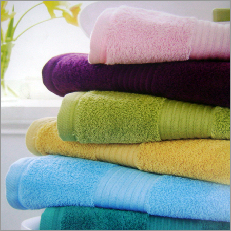 सादा रंगिन तौलिए