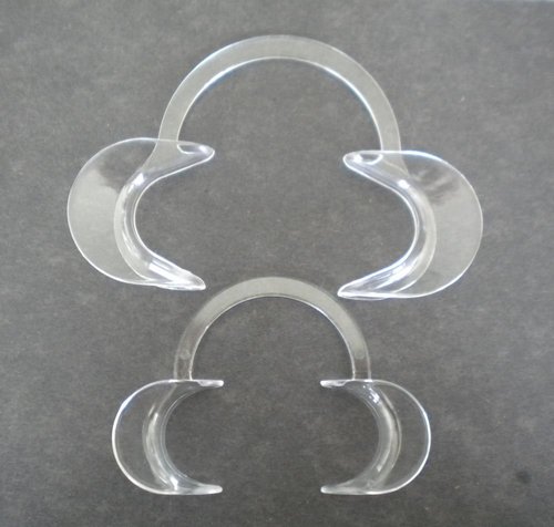 CHEEK RETRACTOR AUTOCLAVABLE SET OFF 2 