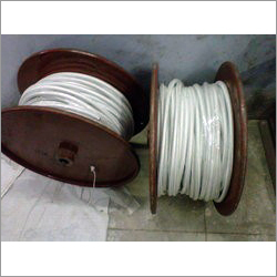 Uninyvin केबल्स