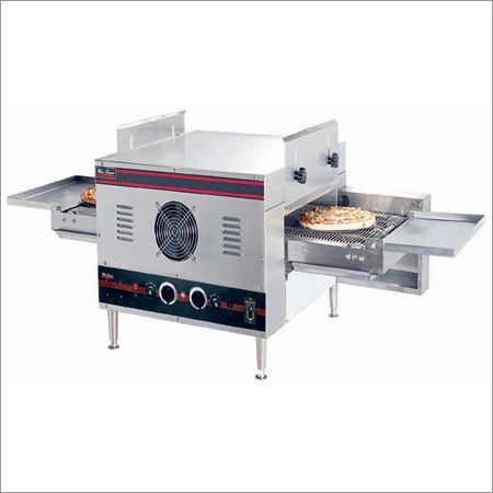 Conveyor Pizza Oven Flour Capacity: 4