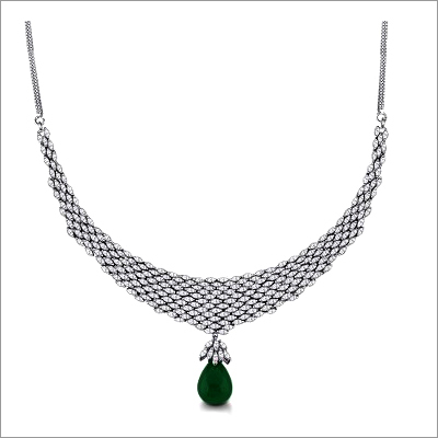 Beautiful and Eye Catching Necklace