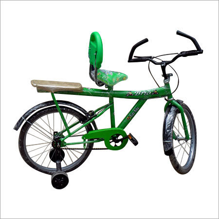 लड़कियों की साइकिलें