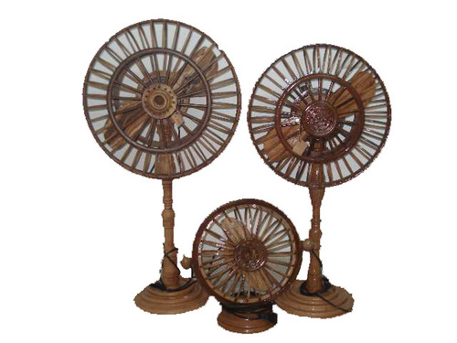 लकड़ी के सजावटी सामान