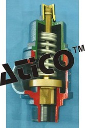Safety Valve - Cast Iron, 1/2 Inch Size, 100 PSI Pressure Range, 75 PSI Set Pressure | Spring-loaded Design, ASME Compliance for Industrial Systems