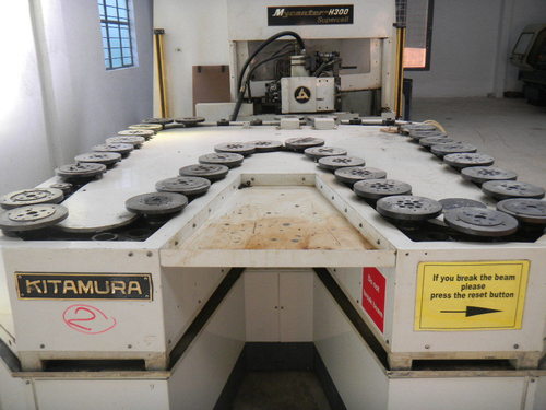 5 AXIS HORIZONTAL MACHINING CENTER