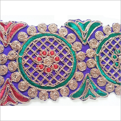 फैंसी कढ़ाई लेस