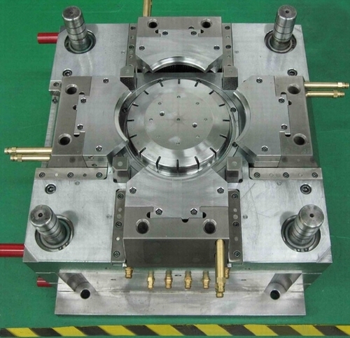 Side Core Mould