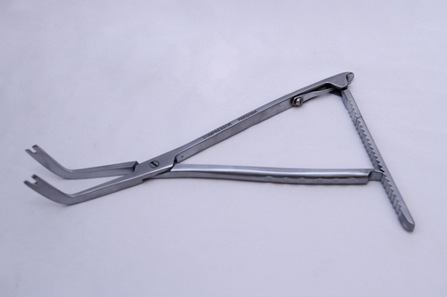 Compressor - Steel, Length 101.6-127 Mm, Silver Color | Curved Shape, For Hands, Recyclable, 20-40 G Weight