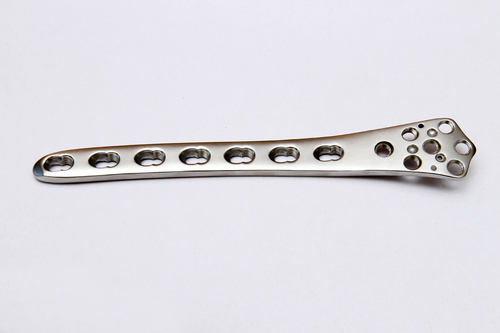 Distal Femoral Locking Plate - Stainless Steel & Titanium, 127-177.8 Mm Length, Silver Color, Rugged Design, Rust Resistance & Easy Installation