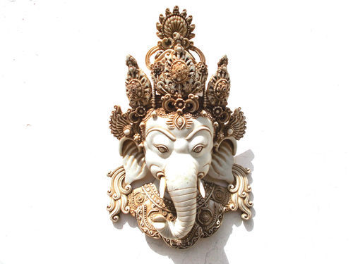 सजावटी दीवार मास्क