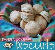 Sweet Cream Biscuite - 5-7 cm Diameter, Off-White Basket Pack, Light Fluffy Biscuit, Crispy Edges, Creamy Melt-in-Mouth Interior