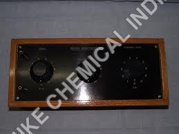 Resistance Box (Dial Type) - Wood & Plastic Material, Precision Engineered for Laboratory Use | Hassle-Free Measurement of Voltage, Current, and Resistance, Interchangeable Pullout Plugs, Compact & Durable Design
