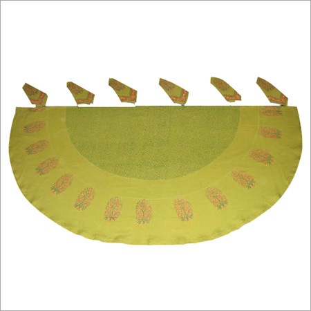 डाइनिंग टेबल कवर सेट