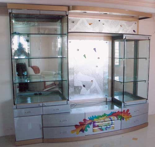 लकड़ी का शोकेस