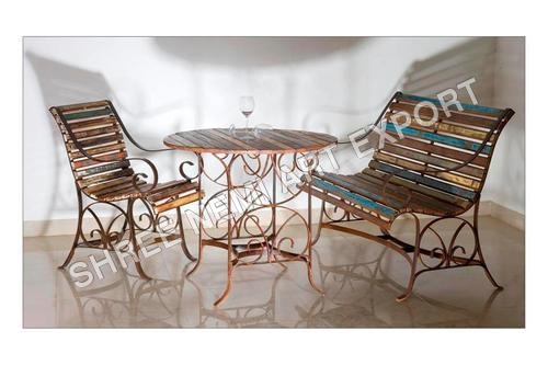 Wood Reclaimed Wooden Table With Chair