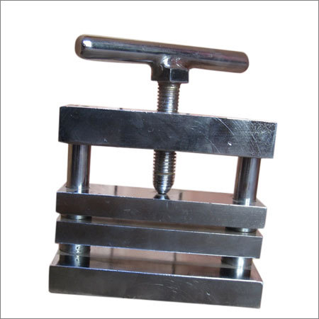 Laboratory Compression Set