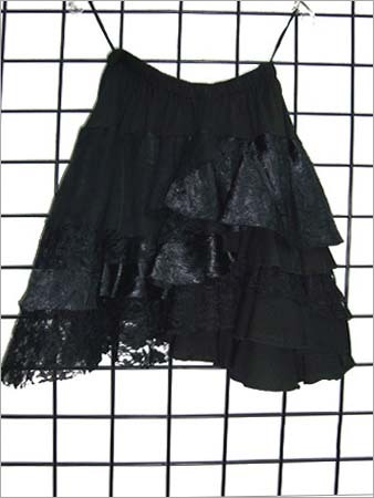 शॉर्ट स्कर्ट