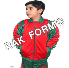 स्कूल वर्दी ट्रैकसूट