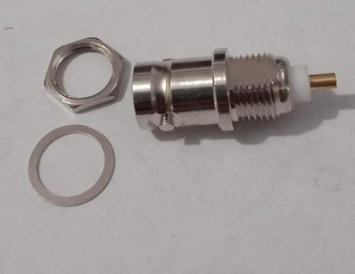 बीएनसी एफ बीएच सोल्डर एप्लीकेशन: आरएफ डिवाइस