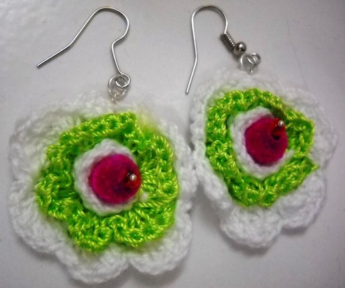 हैंडमेड क्रोशे्ट इयररिंग्स