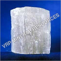 Gypsum Lumps - High Purity, Variable Dimensions, White Color | Accurate Composition, Clear Texture, High Strength, Versatile Use