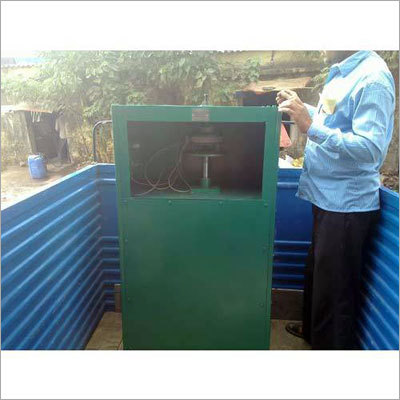 सेमी ऑटोमैटिक पेपर प्लेट मशीन