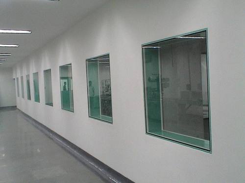 पैनल देखें