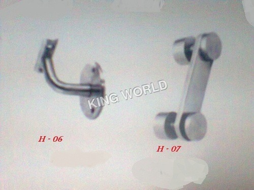 Ss रेलिंग सी ब्रैकेट