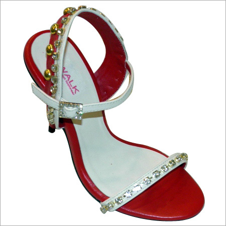 डिजाइनर हील सैंडल