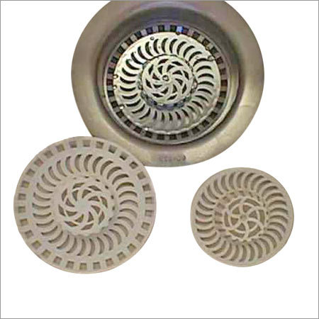 स्ट्रेनर्स