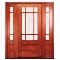 प्राचीन लकड़ी का दरवाजा