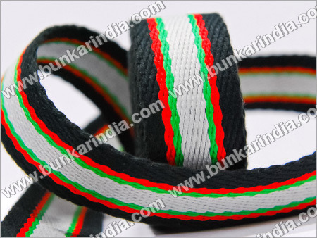 लोचदार संकीर्ण कपड़े