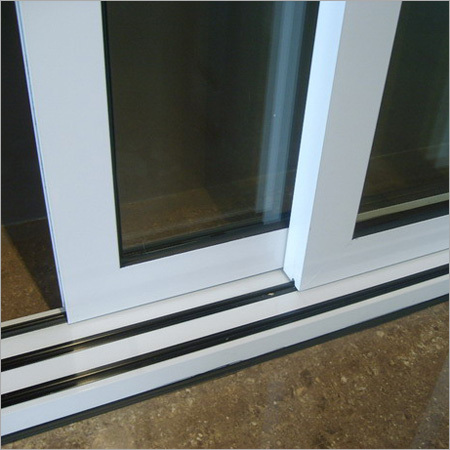 स्लाइडिंग डोर ट्रैक