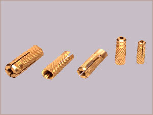 नट्स और कर्नेल्स