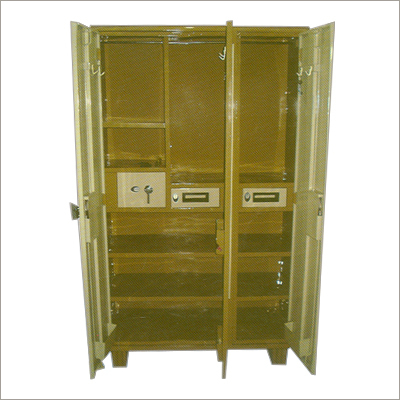 मल्टी सेक्शनल एसएस अलमारी