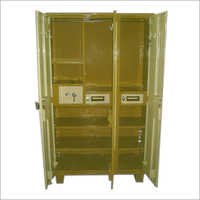 मल्टी सेक्शनल एसएस अलमारी