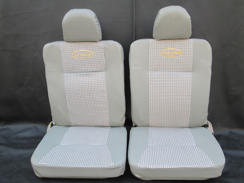 मशीन के साथ वूलन मेजर फ्रंट