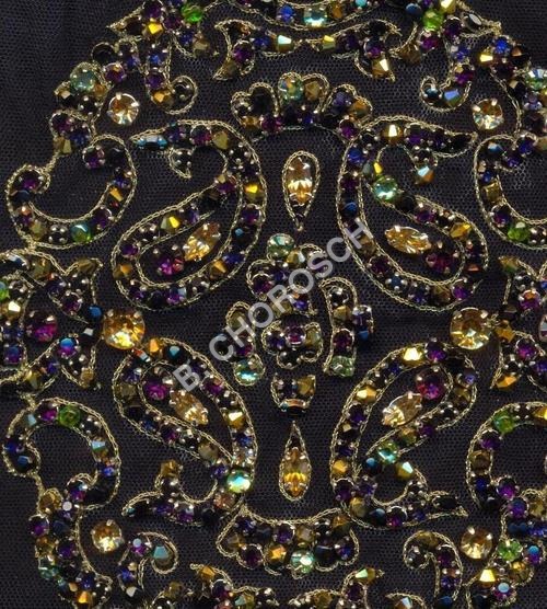 कशीदाकारी क्रिस्टल वर्क