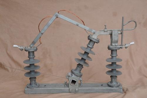 11KV GOAB स्विच सिलीकोन इंसुलेटर्स के साथ