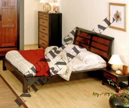 लकड़ी का बिस्तर