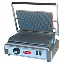 सैंडविच ग्रिलर
