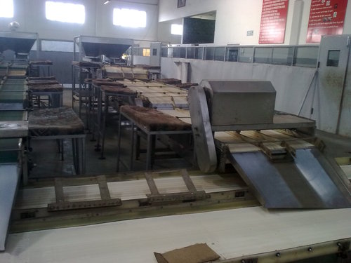 Sorting Conveyor - Mild Steel, Silver Color | Robust Build, Hassle-Free Functionality, Corrosion Resistant, 1 Year Warranty