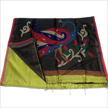 डिजाइनर रेशमी साड़ियों