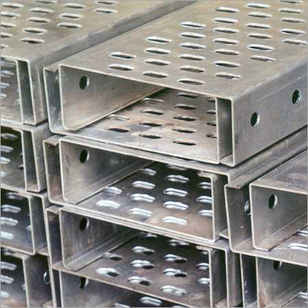 लैडर केबल ट्रे