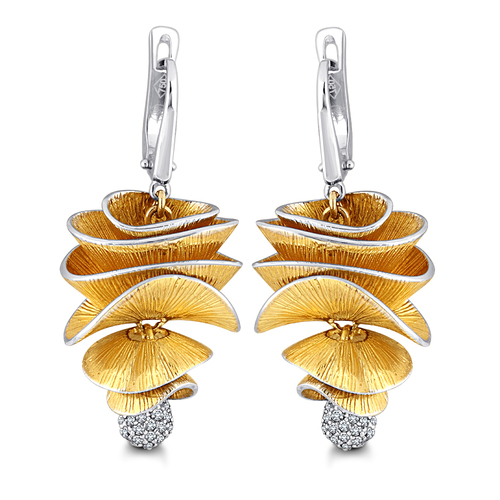 डिजाइनर और फैशनेबल हीरे की बाली