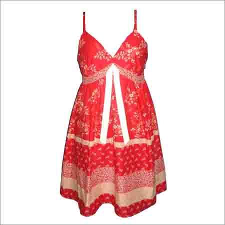 100% कॉटन प्रिंटेड स्ट्रैप ड्रेस