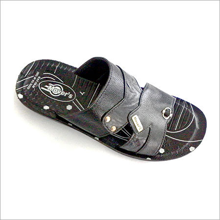 पुरुषों की डिज़ाइनर चप्पलें