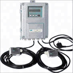 Online Ultrasonic Flowmeter - Metal Insulation Box, Normal Size, Silver Color | Rugged Design, Low Maintenance, Excellent Strength, Durable Performance