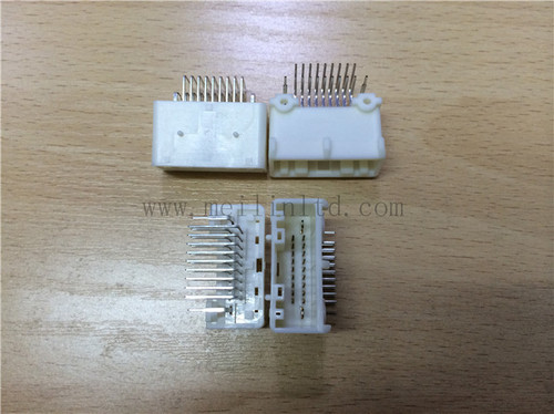 1674477-1 TE/TYCO कनेक्टर्स के मौलिक भाग