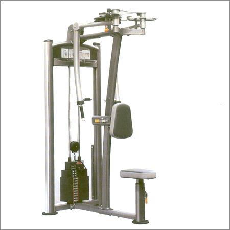 Pec Fly-Rear Delt